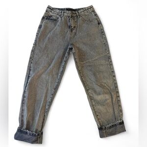 White Fox High Waisted Straight Leg Jeans | Acid Wash Gray | Size Medium